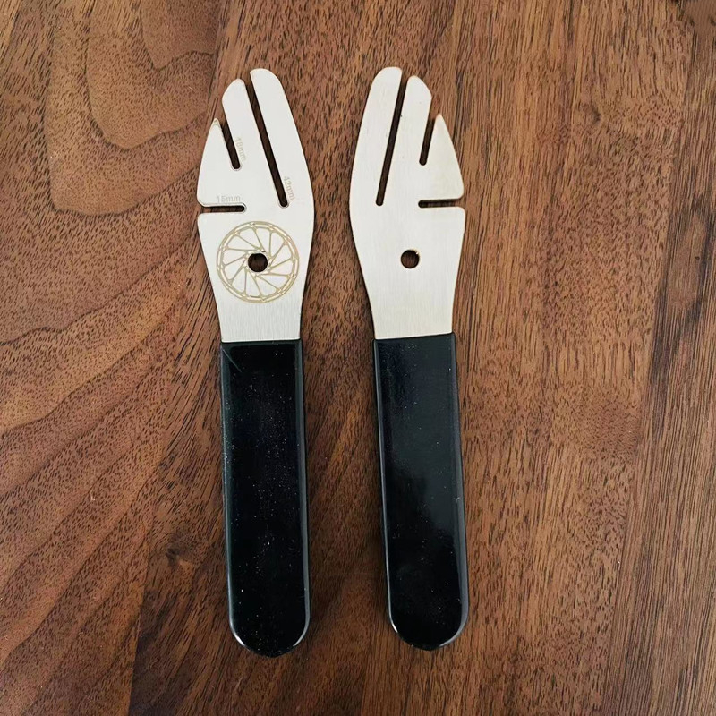 Kompaktni ključ za poravnavanje disknih kočnica bicikla, nehrđajući čelik