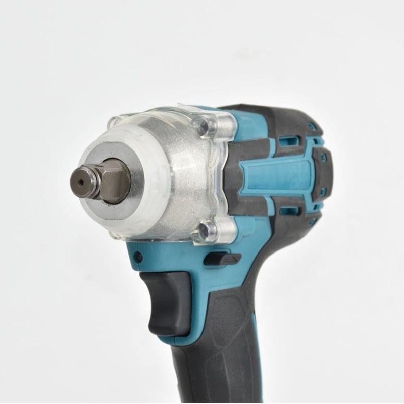 Elektromos ütőkulcs lítiumakkumulátoros, max nyomaték 350 Nm, tömeg 3,0 kg, 3500 ütés/perc