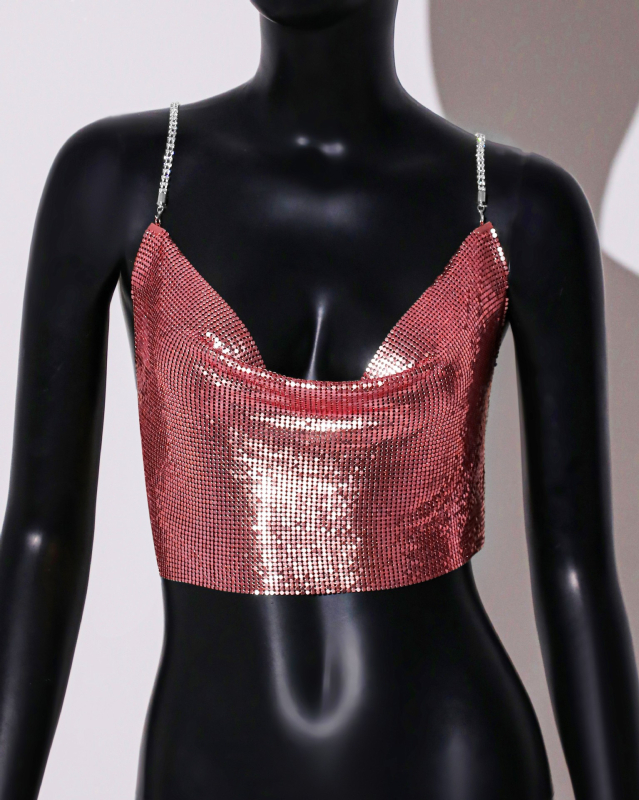 Metalni halter top sa šljokicama, stražnji dijamantni lanac, uski kroj, ultra kratka duljina ispod 40 cm, jednofarbni uzorak