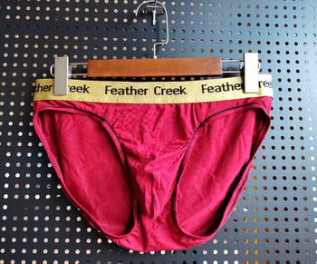 Мъжки брифове с нисък талия, дишащ Modal плат, едноцветни, 80-90% Modal в основния плат и чатала, за възрастни мъже