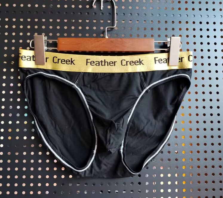 Мъжки брифове с нисък талия, дишащ Modal плат, едноцветни, 80-90% Modal в основния плат и чатала, за възрастни мъже