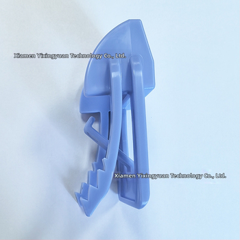 Клип за снегозадържане на фотоволтаични панели — инженерни пластмаси; Приложение: за фотоволтаични панели; Марка: A prosperous source