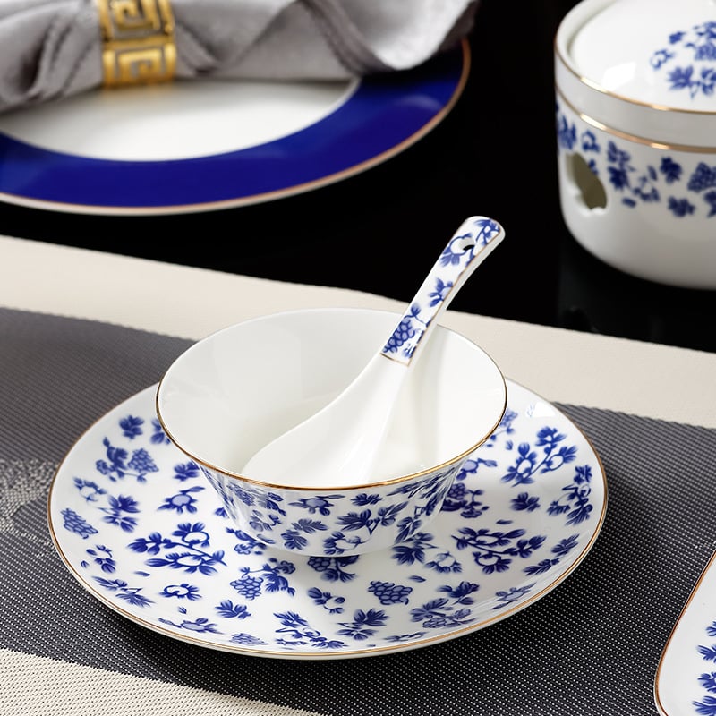 Portselanist hotellilaua serveerimiskomplekt, kolmekomponentne komplekt, hiina stiil, logoga kohandatav, kinkekarp