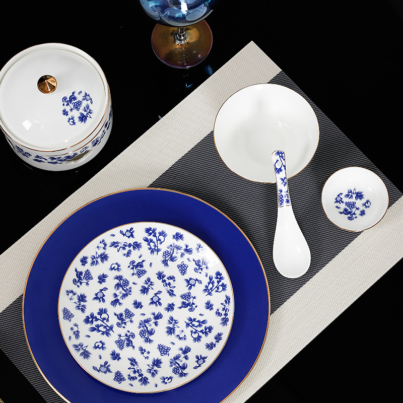 Portselanist hotellilaua serveerimiskomplekt, kolmekomponentne komplekt, hiina stiil, logoga kohandatav, kinkekarp