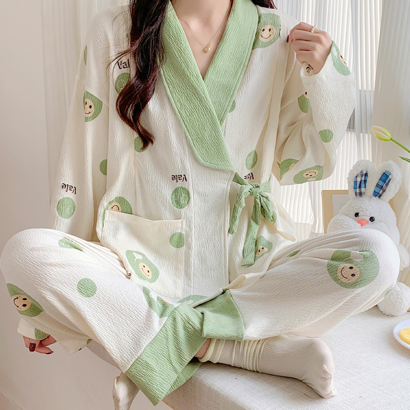 Po gimdymo slaugos kimono pižama — 90–95% medvilnė, plonas audinys (121–140 g/m2), ilgos rankovės, lengvi namų drabužiai pavasariui, vasarai ir rudeniui