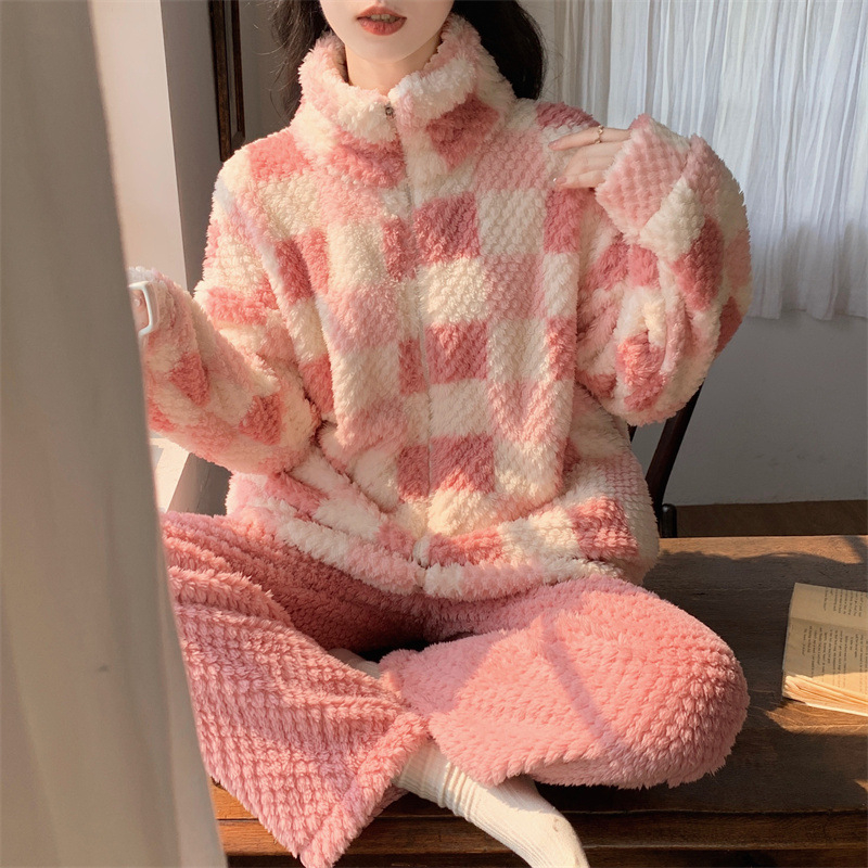 Pizama Rose Velvet sa stojećim ovratnikom, zatvarač, dugi rukavi, zimska kolekcija, poliester 90–95%