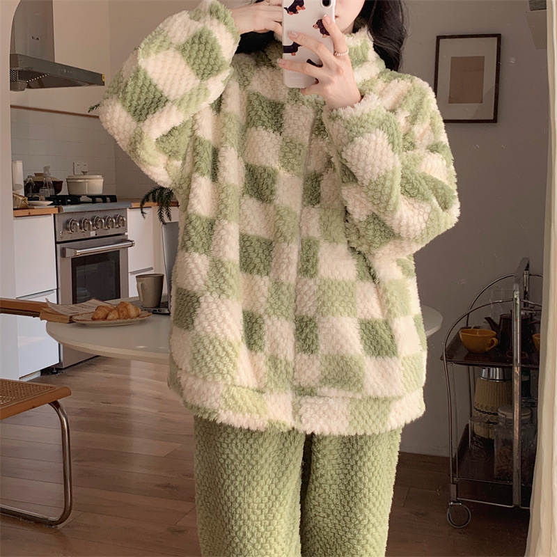 Pizama Rose Velvet sa stojećim ovratnikom, zatvarač, dugi rukavi, zimska kolekcija, poliester 90–95%