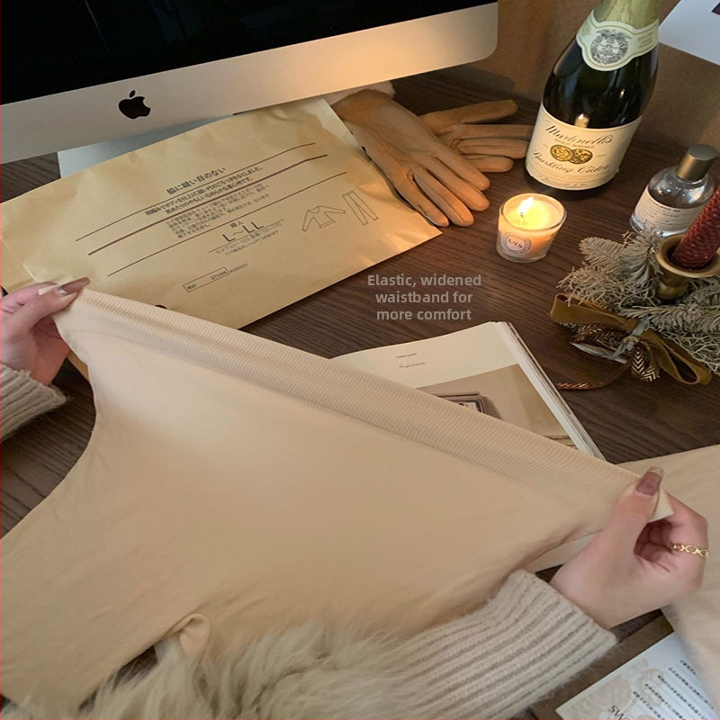 Ženský termálny set: top a nohavice – hlavná tkanina viskóza, podšívka polyester, 161–180 g/m², jednovrstvý, udrží teplo