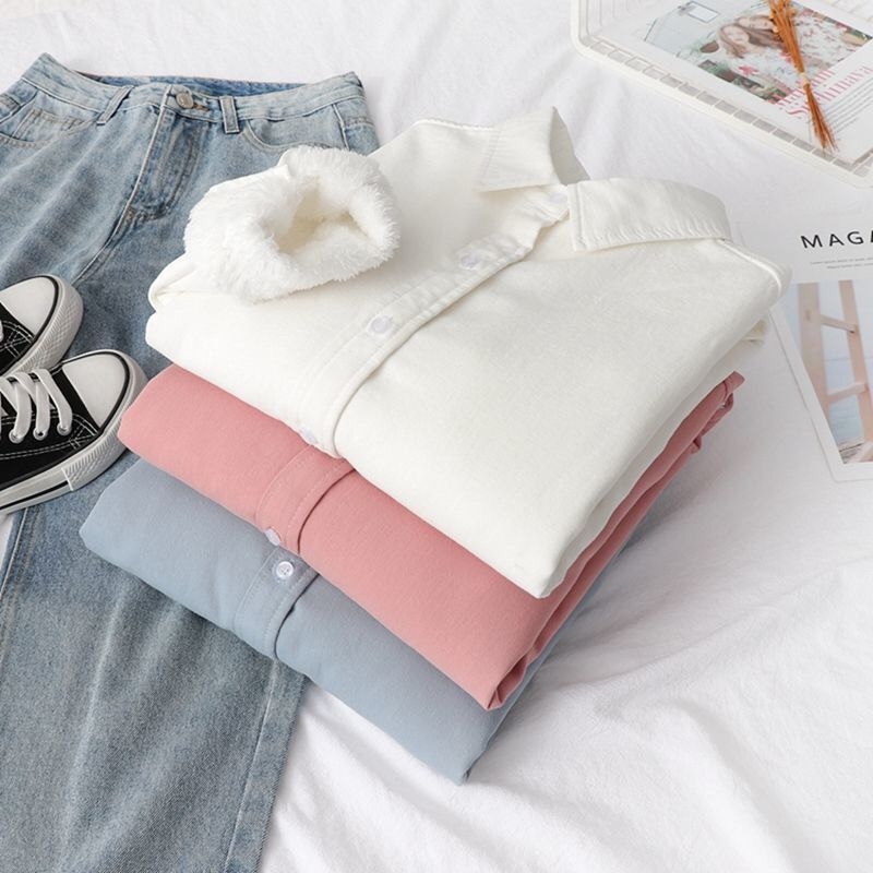 Košuljojakna s fleec podstavom; široka silueta u korejskom stilu; Polo ovratnik; dugi rukavi; duljina 50–65 cm