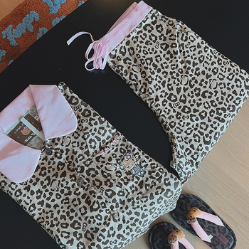 Lyocell pidžama set s leopard uzorkom, duga rukava i duga hlače, lagana tkanina, za sve sezone
