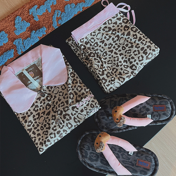 Lyocell pidžama set s leopard uzorkom, duga rukava i duga hlače, lagana tkanina, za sve sezone