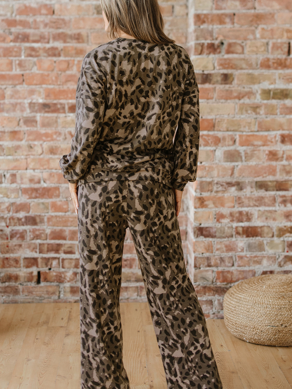 Ženski dvodijelni set s leopard printom, top s dugim rukavima i pantalone, jesen-zima 2025, materijal poliester/spandeks