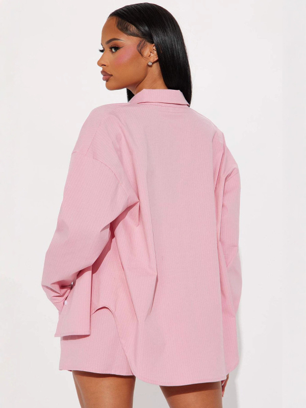 Set casual din două piese pentru femei, în dungi: top cu nasturi în față și rever, mâneci lungi, șort cu șnur — sezon toamnă 2025, 90-95% poliester