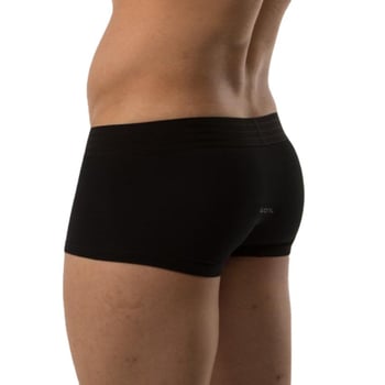 Lenjerie intimă bărbătească din bumbac respirabil, talie joasă, buzunar în formă de U pentru ridicarea șoldurilor; țesătură principală 95% bumbac; căptușeală 95% bumbac