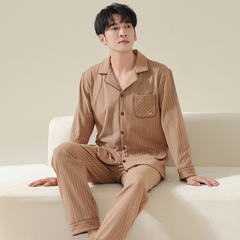 Férfi melegítő velúr pizsama készlet — Derong velúr anyag, reveres gallér, hosszú ujjú, 201–250 g/m²