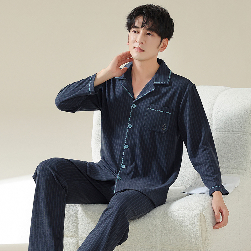 Férfi melegítő velúr pizsama készlet — Derong velúr anyag, reveres gallér, hosszú ujjú, 201–250 g/m²