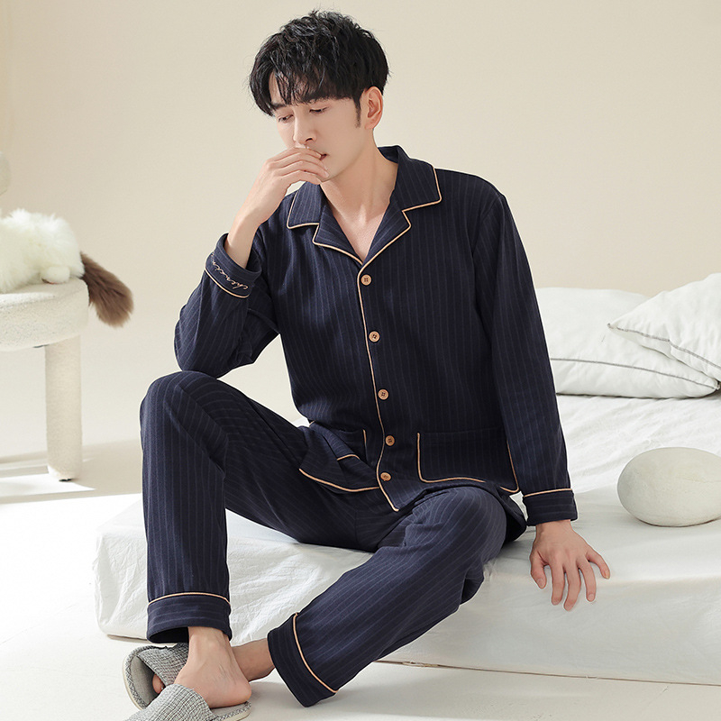 Férfi melegítő velúr pizsama készlet — Derong velúr anyag, reveres gallér, hosszú ujjú, 201–250 g/m²