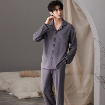 Vékony velúr pizsama készlet, kardigán-stílus, közepes súly 181–200 g/m²