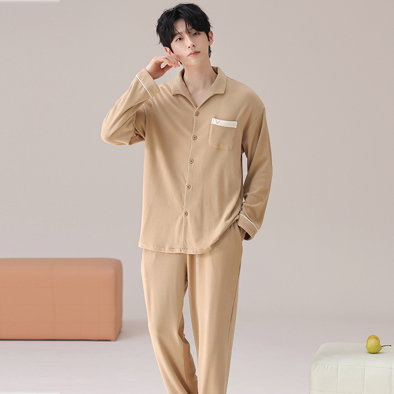 Vékony velúr pizsama készlet, kardigán-stílus, közepes súly 181–200 g/m²