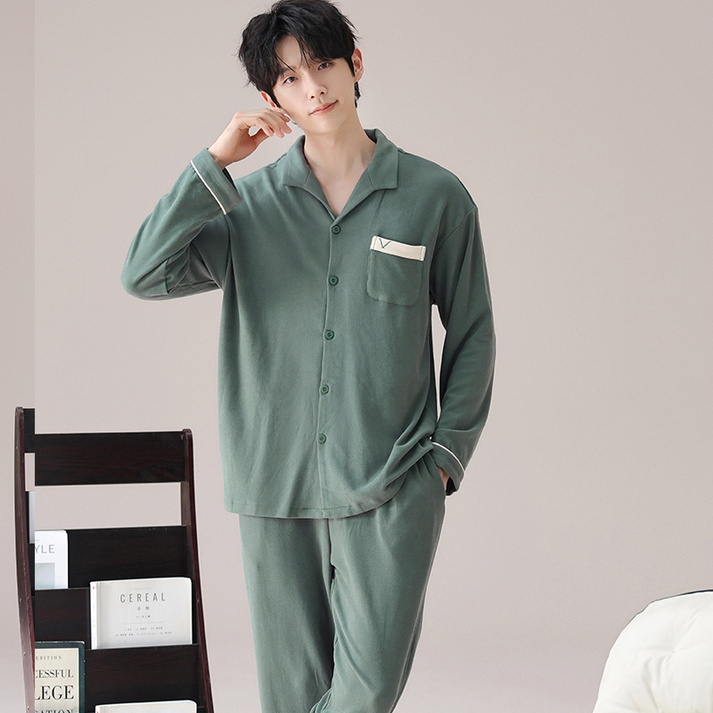 Vékony velúr pizsama készlet, kardigán-stílus, közepes súly 181–200 g/m²