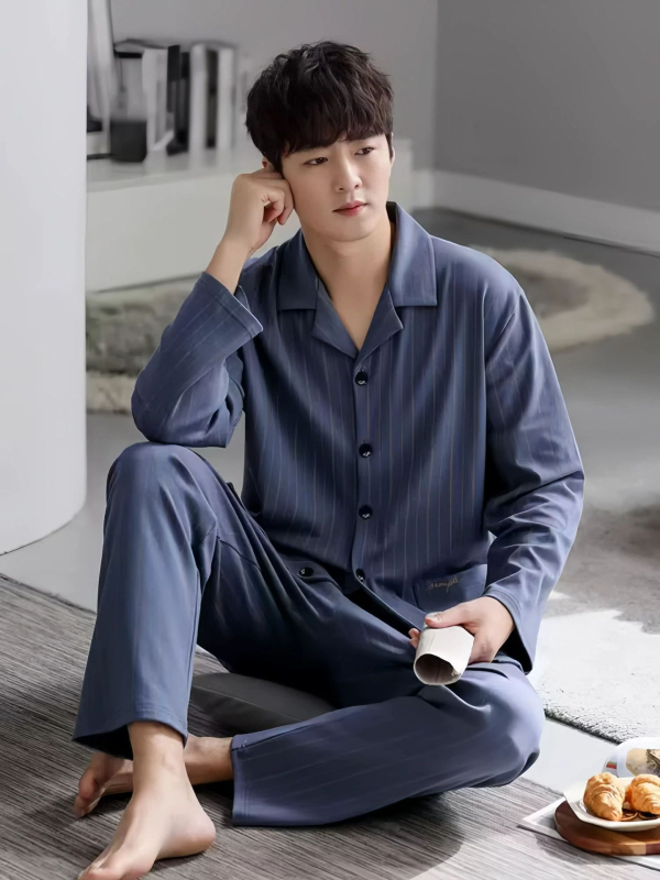 Férfi pamut pizsama szett - vékony nyári anyag, felső galléros, hosszú ujjú és nadrág, letisztult, hétköznapi stílus, otthonra és szabadtéri viselésre