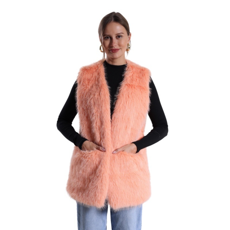 Vesta din blană sintetică cu decolteu în V, poliester, croi lejer, lungime medie (Material: Poliester; Material principal: Blană sintetică; Decolteu: în V; Croi: lejer; Lungime: medie)