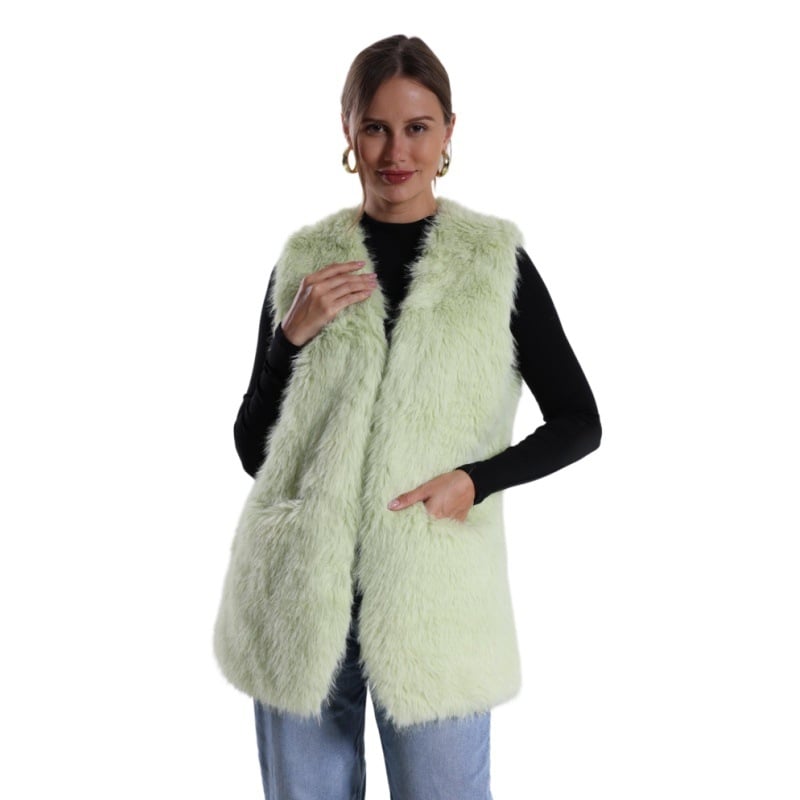 Vesta din blană sintetică cu decolteu în V, poliester, croi lejer, lungime medie (Material: Poliester; Material principal: Blană sintetică; Decolteu: în V; Croi: lejer; Lungime: medie)