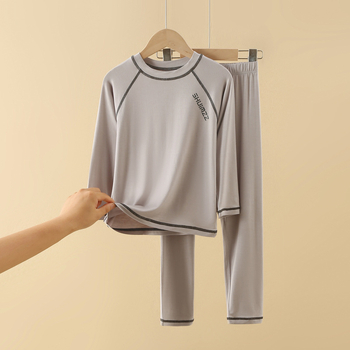 Детски комплект за пролет и есен – тънък базов слой за момчета, дишащ, запазва топлината, влагоотводящи свойства (Вискоза 95% + Спандекс 5%)