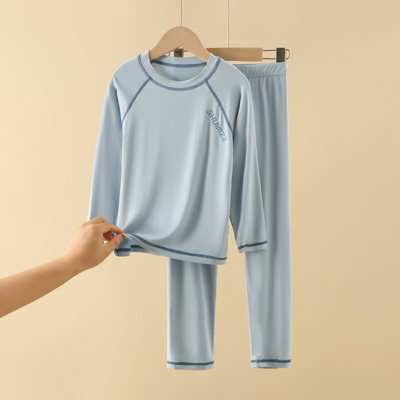 Детски комплект за пролет и есен – тънък базов слой за момчета, дишащ, запазва топлината, влагоотводящи свойства (Вискоза 95% + Спандекс 5%)