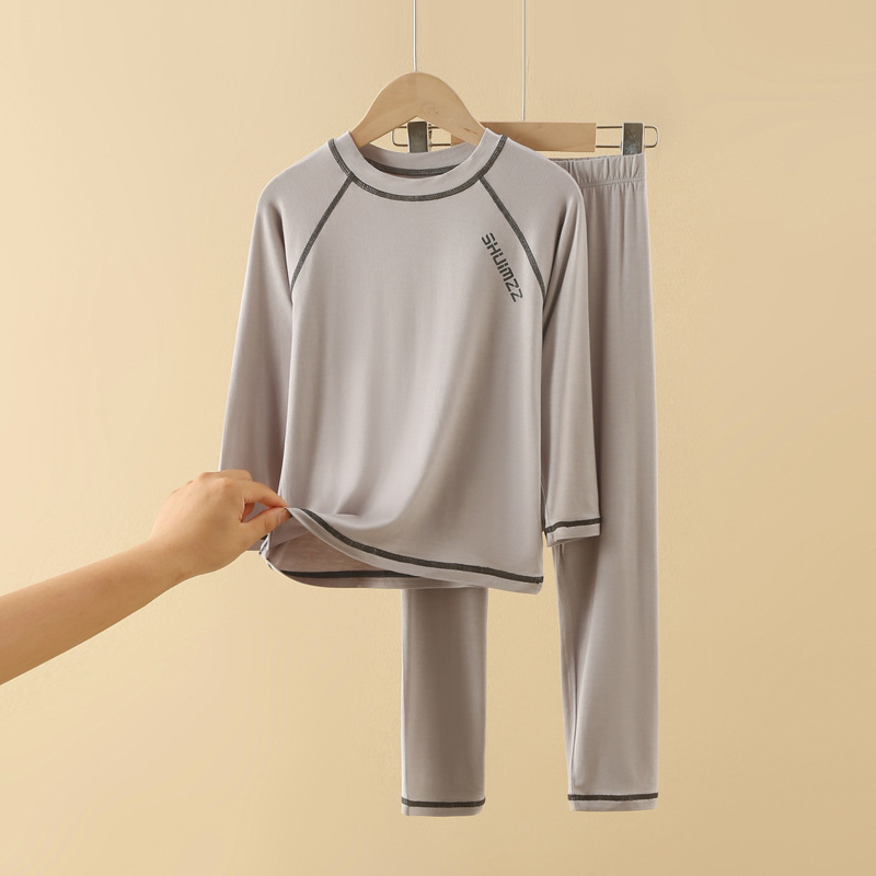 Детски комплект за пролет и есен – тънък базов слой за момчета, дишащ, запазва топлината, влагоотводящи свойства (Вискоза 95% + Спандекс 5%)