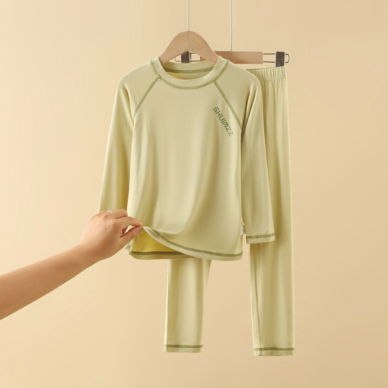 Детски комплект за пролет и есен – тънък базов слой за момчета, дишащ, запазва топлината, влагоотводящи свойства (Вискоза 95% + Спандекс 5%)