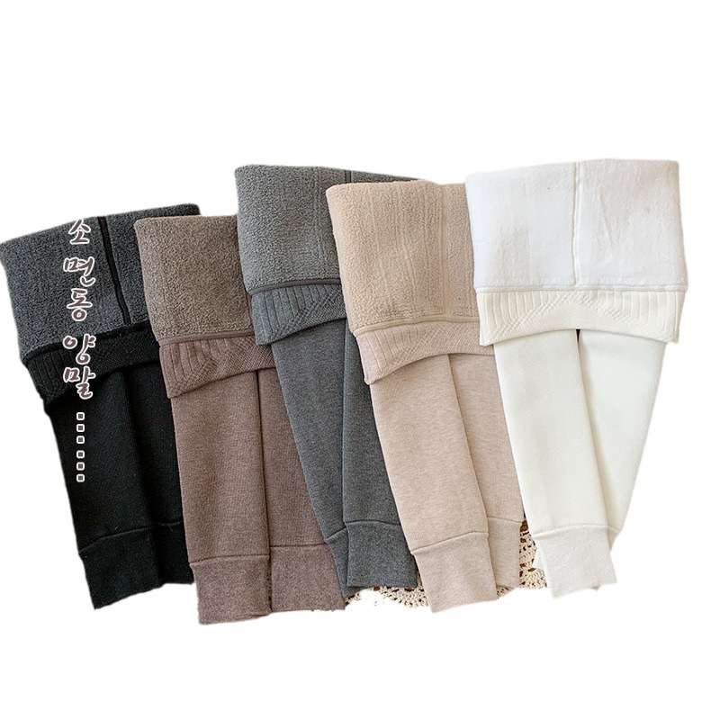 Gyerekeknek fleece-belelt harisnya függőleges csíkokkal, magas derék, téli modell, 64,9% viszkóz, 3–8 éves korosztálynak (100–140 cm)