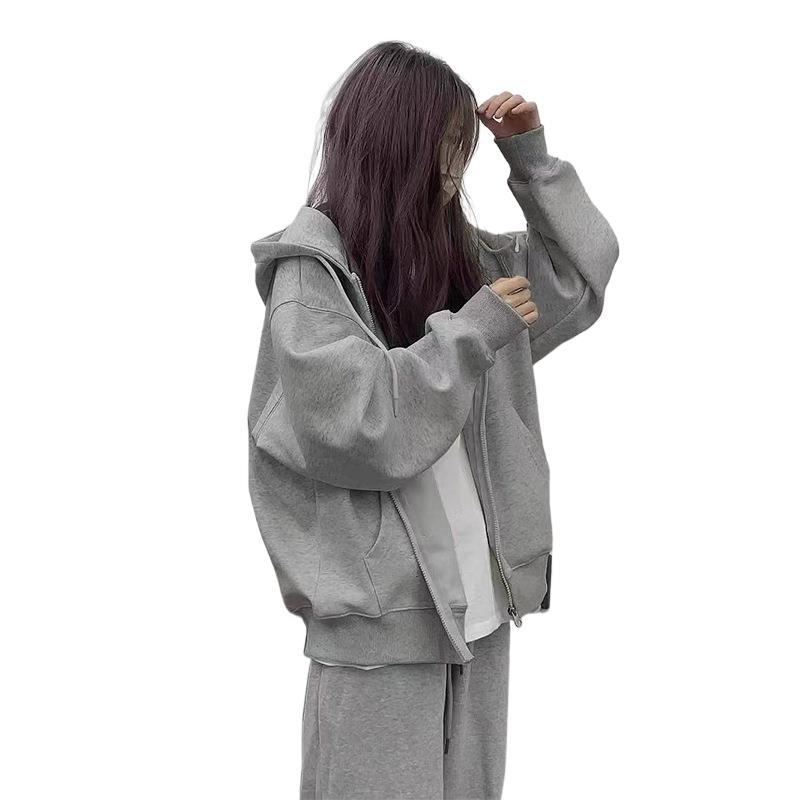 Kardigan s kapuljačom i zatvaračem - lagan, slobodan kroj, proljeće 2023; corduroy tkanina; krzno kunića <30%; drugi materijal.