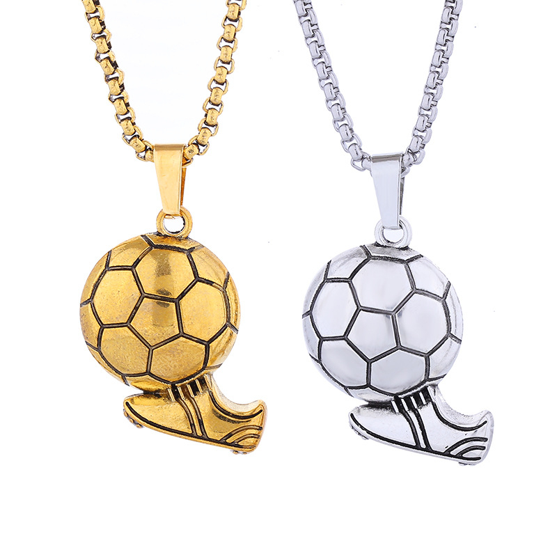 Geometrijska ogrlica s futbalskim privjeskom, urbani street hip-hop stil, unisex (Materijal: titan čelik; Obrada: elektroplatiranje; Materijal privjeska: legura; Lanac: keel lanac; Težina: 16,22 g)