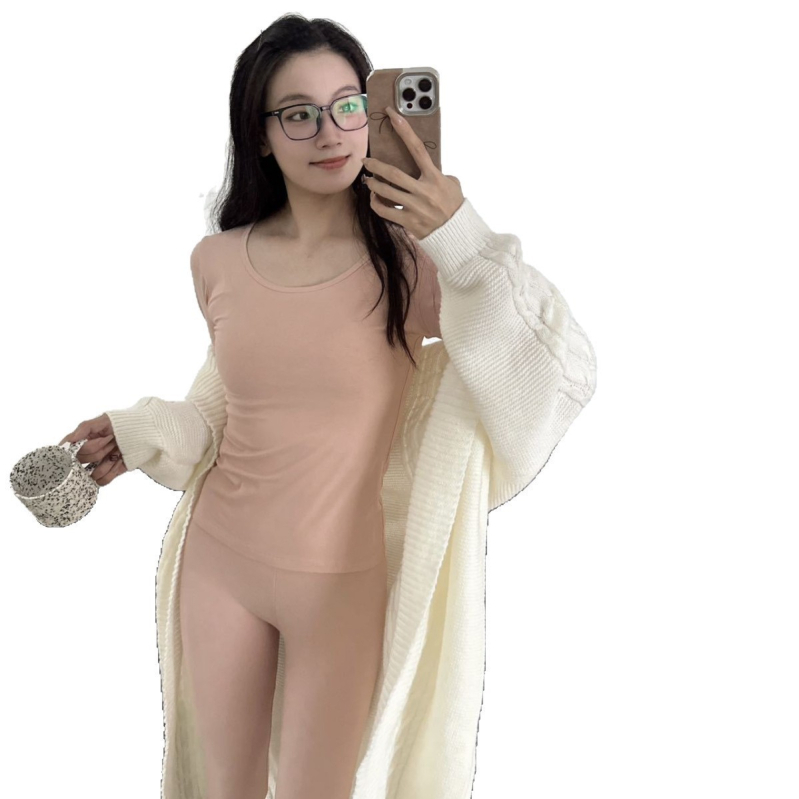 Ženski toplinski komplet od 100% pamuka – bazni sloj s dugim rukavom i hlače, 90–95% pamuk, gustoća 161–180 g/m², mekan na dodir, topao