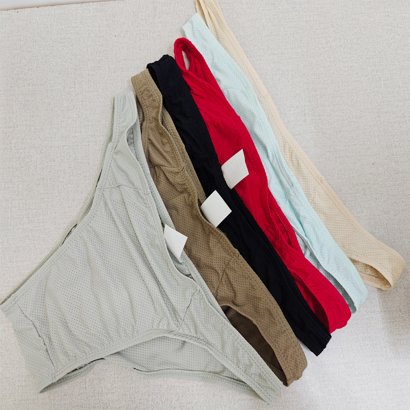 Boxeri bărbați Ice Silk talie joasă, uscare rapidă și respirabile, Nylon 80-90%