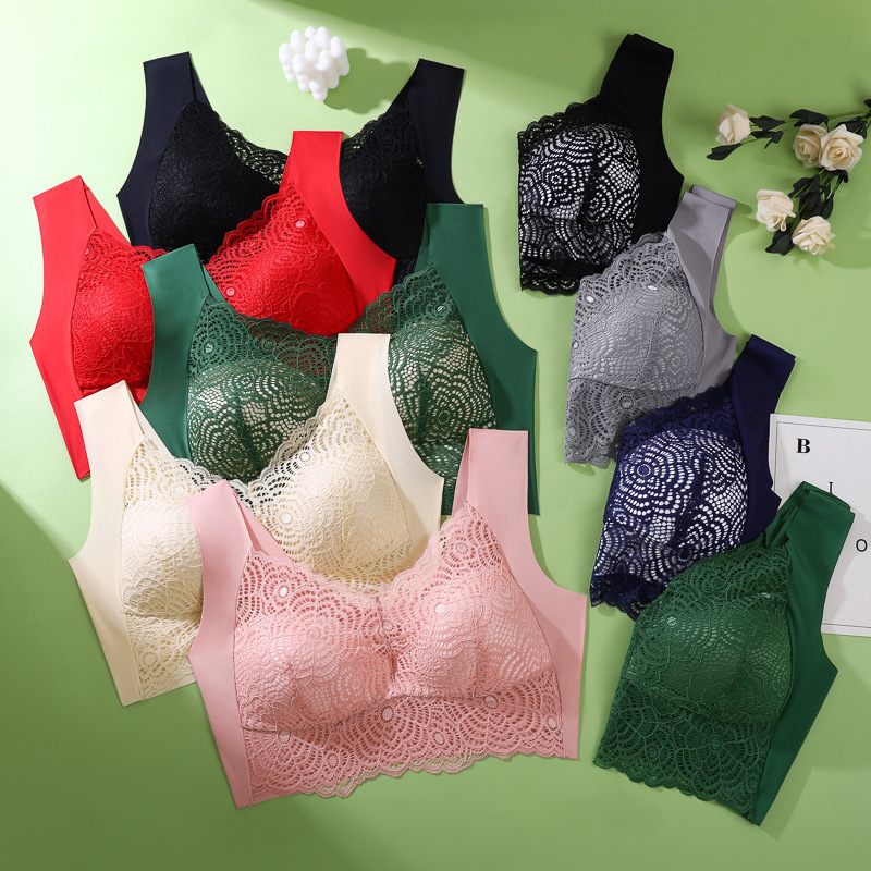 Csipkés, vezeték nélküli push-up melltartó, top-stílusú, pluszméretekhez