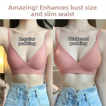 3/4 kosár melltartó, vastag formájú kosár szivaccal, hátul háromsoros zár, fix kettős vállpántok, szép hát