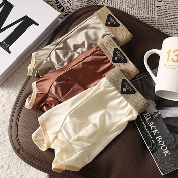 Meeste bokserid nailonist, viskoosse voodriga, keskmise kõrgusega vöökoht, kiiresti kuivavad, tõstavad tuharad.