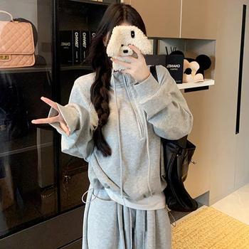 Ženski jesenski casual dvodijelni set: visokim strukom i širokim nogavicama te opušteni sweatshirt (jesen 2025)