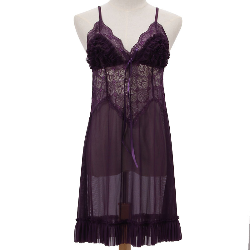 Νάιλον διάφανή δαντελένια νυχτερινή νύχτα με τιράντες, χωρίς μανίκια, στρινγκ, λεπτό ύφασμα