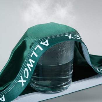 Ανδρικό εσώρουχο από νάιλον χωρίς ραφές, με 3D θήκη, χαμηλή μέση, μοτίβο with γράμματα