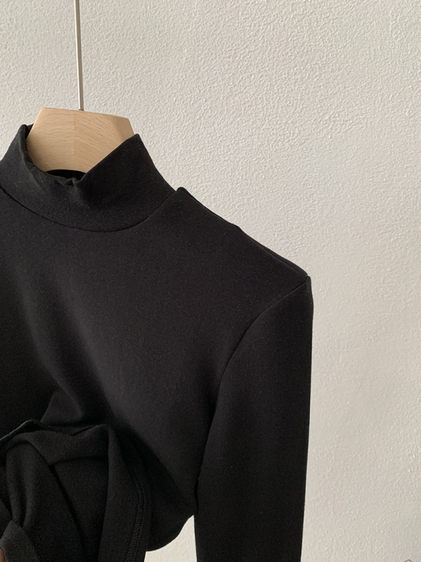 Siaura silueto palaidinė su maža kaklo apykakle, ilgomis rankovėmis, vienos spalvos, kašmyras ir viskozė