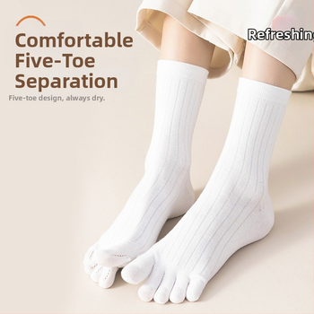 Женски чорапи с пет пръста, средно високи; памук-полиестер-спандекс 64.4%/32.7%/2.9%; антибактериални, абсорбиращи изпотяване, дезодориращи, антифрикционни; едноиглена плетка