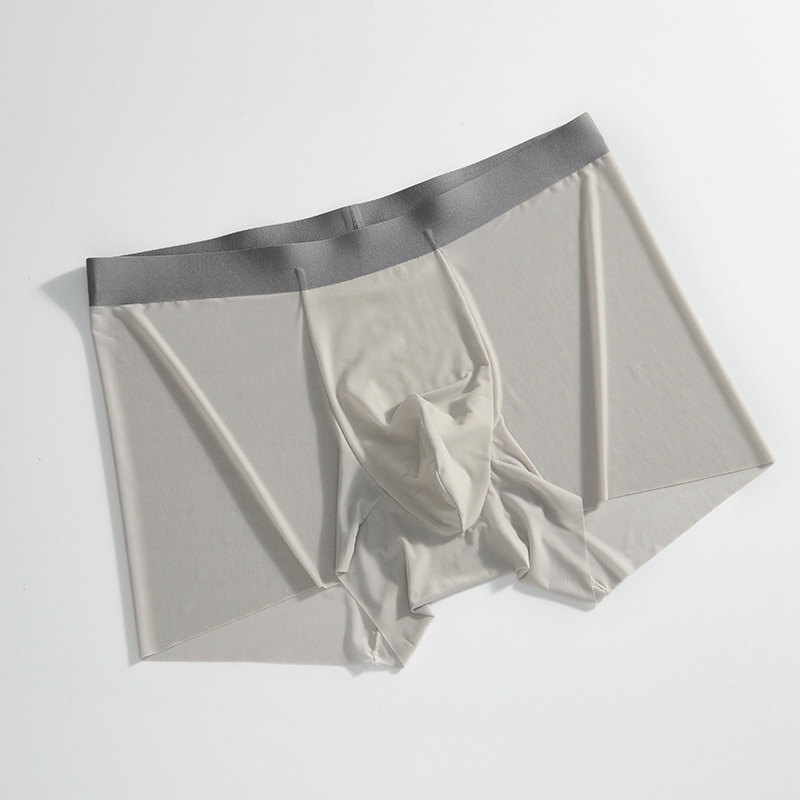 Muške bezšivne gaćice od ice silk, glavni materijal: najlon, tkanje: plain weave, podstava prepona: viskozna
