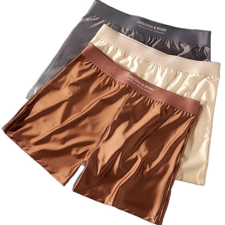 Férfi boxerek Satin Ice Silk anyagban, lélegző, fő anyag 80–90% nylon, kötött, középmagas derék, nyár
