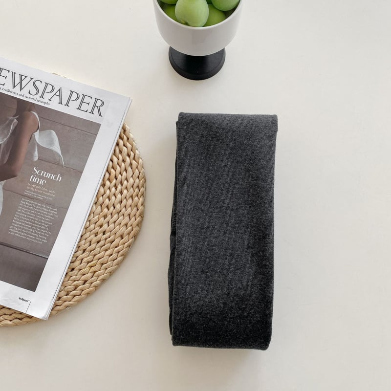 Sieviešu zeķubikses ar augstu jostu, kokvilnas maisījums, vidējais biezums, augsta elastība, slaids siluets