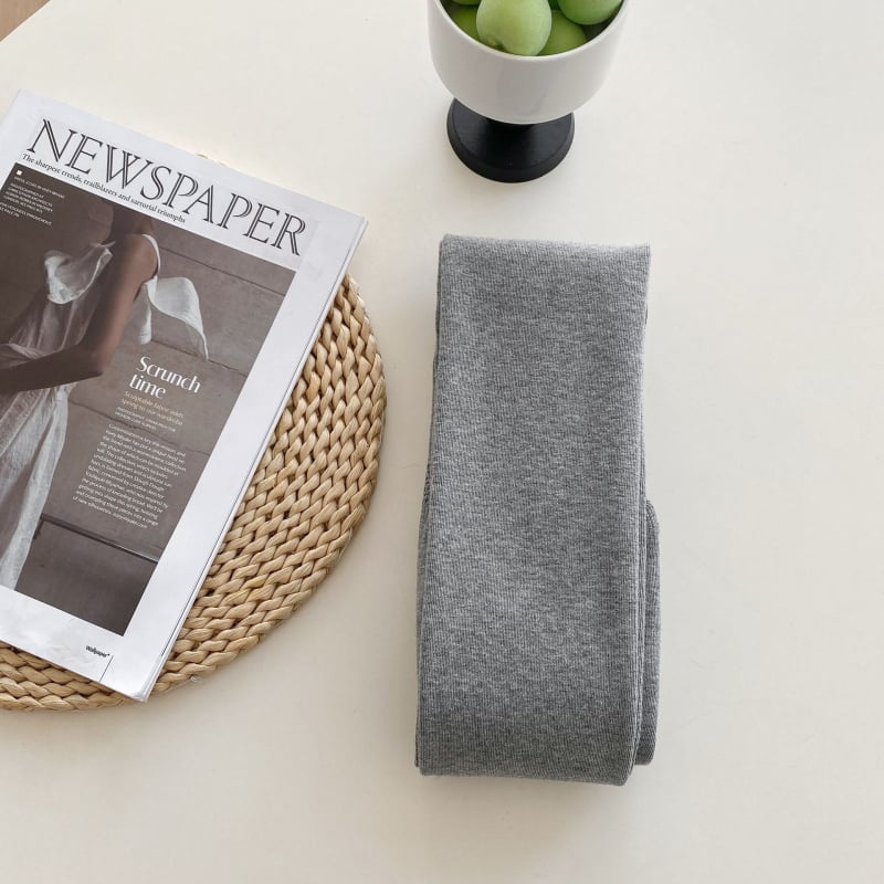 Sieviešu zeķubikses ar augstu jostu, kokvilnas maisījums, vidējais biezums, augsta elastība, slaids siluets