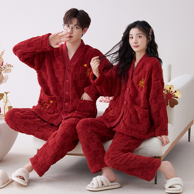 Párový pyžamový set z korálového flísu, 100% polyester, extra hrubé, V-krk, dlhé rukávy a dlhé nohavice