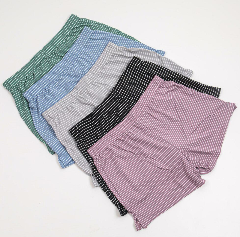 Αεράτα ριγέ βαμβακερά σορτς, μεσαία μέση, πλεκτά, 90–95% βαμβάκι